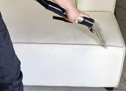 不同材質的清潔細節：避免損壞